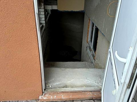 комерційна за адресою Відпочинку вул., 1