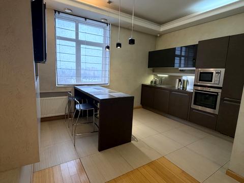 квартира за адресою Лесі Українки бульв., 7-Б