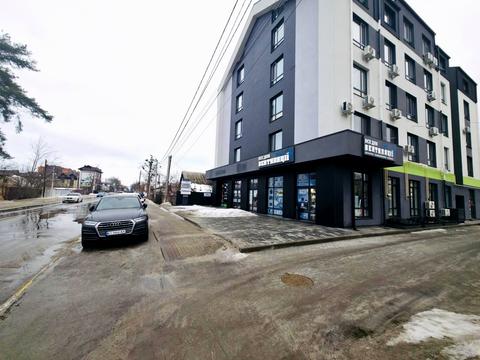 комерційна за адресою Личака вул., 36