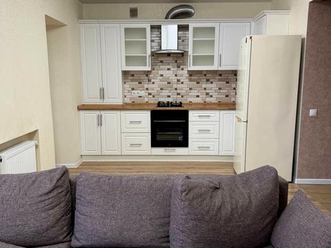 квартира за адресою Машинобудівників вул., 31