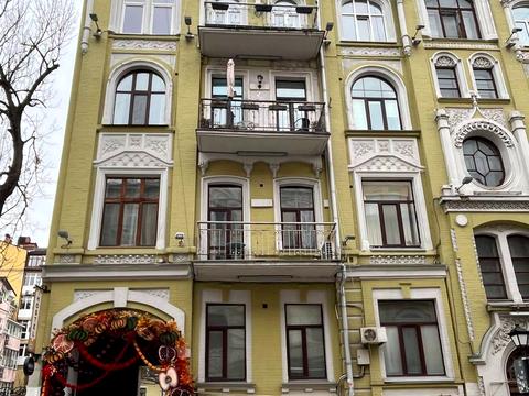 квартира по адресу Андреевский спуск, 2-Г