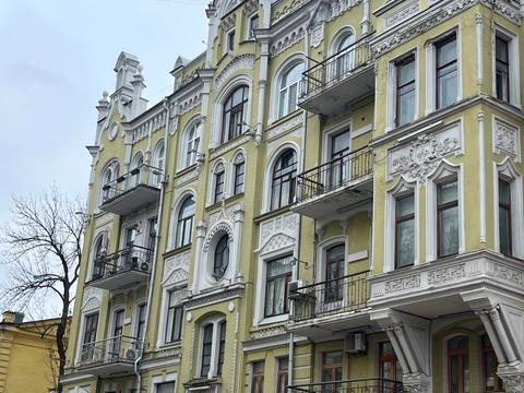 квартира по адресу Андреевский спуск, 2-Г