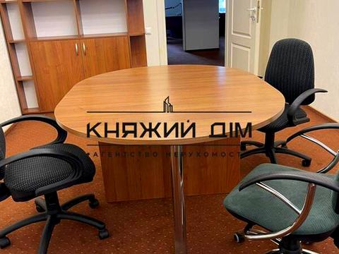 комерційна за адресою Олеся Гончара вул., 12