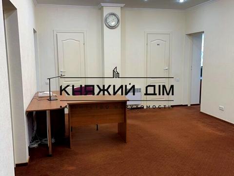 комерційна за адресою Олеся Гончара вул., 12