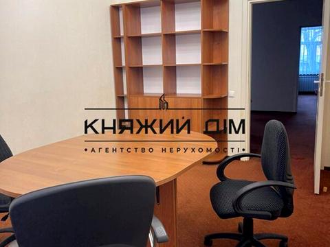 комерційна за адресою Олеся Гончара вул., 12