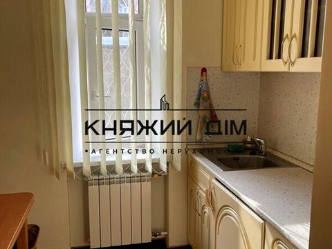 комерційна за адресою Олеся Гончара вул., 12