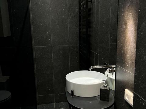 квартира за адресою Набережна Перемоги вул., 68-А