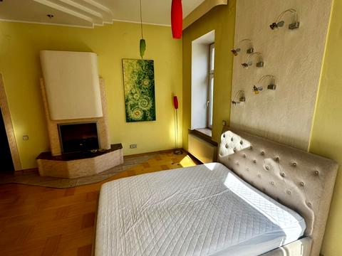 квартира за адресою Пекарська вул., 15