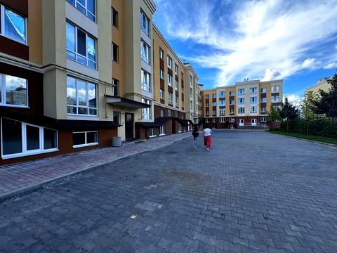 комерційна за адресою Відпочинку вул., 1