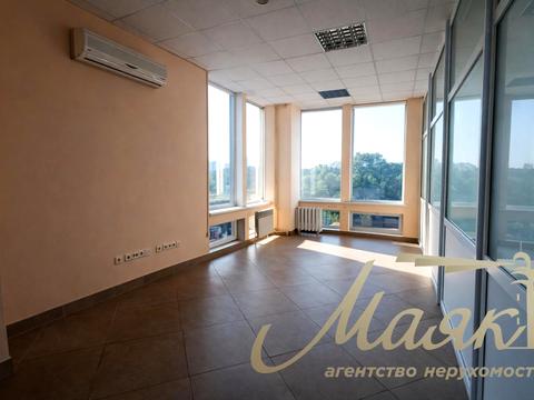 комерційна за адресою Київ, Митрополита Василя Липківського вул. (Урицького), 45