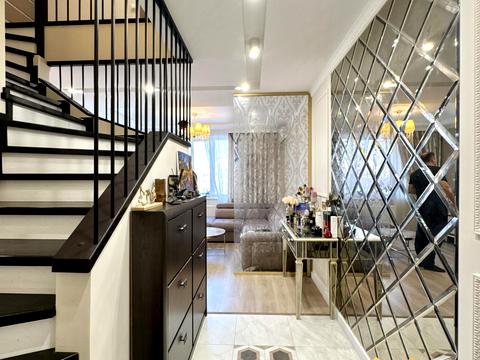 квартира за адресою с. Гатне, Приозерний бульв., 3