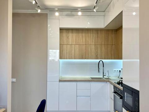 квартира за адресою с. Гатне, Приозерний бульв., 3