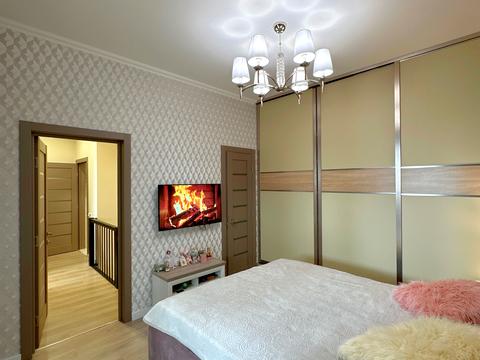 квартира за адресою с. Гатне, Приозерний бульв., 3