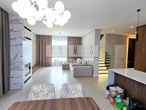 дом по адресу  пер.