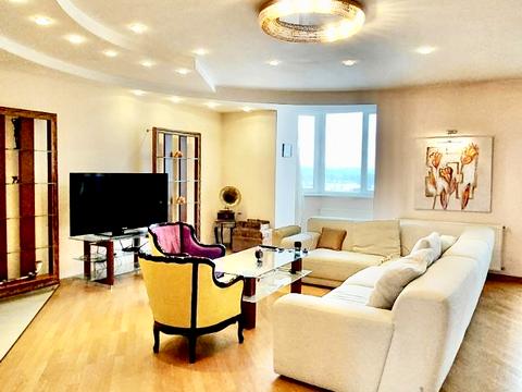 квартира за адресою Київ, Богатирська вул., 18-А