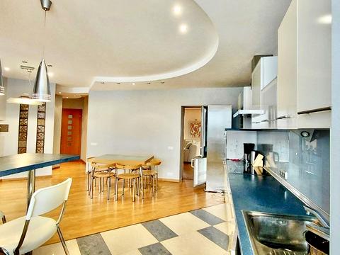 квартира за адресою Київ, Богатирська вул., 18-А