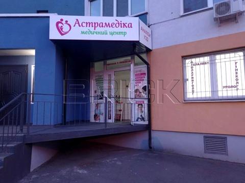 комерційна за адресою Межова вул., 23-Б