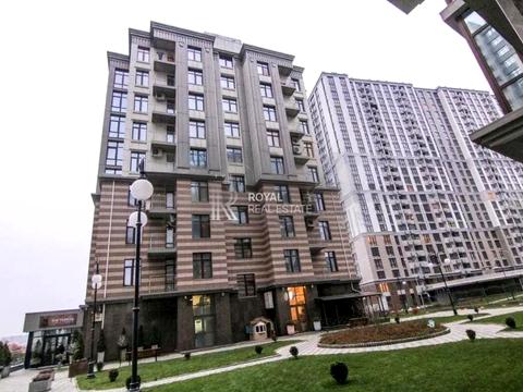 комерційна за адресою Андрія Верхогляда вул. (Михайла Драгомирова), 20-А