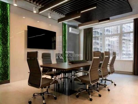 комерційна за адресою Андрія Верхогляда вул. (Михайла Драгомирова), 20-А