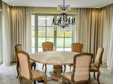 дом по адресу Київська