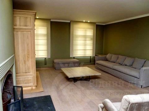 дом по адресу Київська