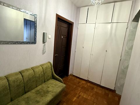 квартира по адресу Червоной Калины просп. (Владимира Маяковского), 52