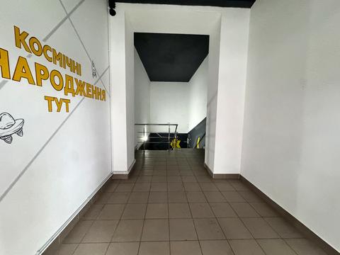 коммерческая по адресу Європейська ул., 1