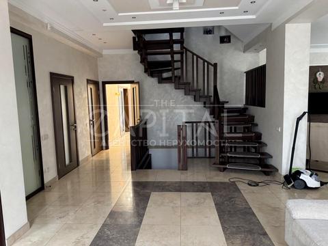 будинок за адресою Райдужна вул., 23