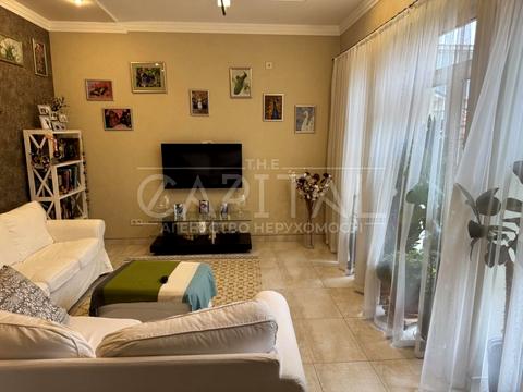 будинок за адресою Райдужна вул., 23