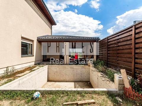 дом по адресу Захрестова ул.