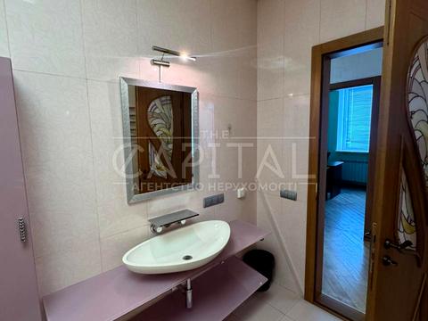 коммерческая по адресу Евгения Коновальца ул. (Щорса), 32-Г