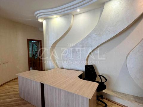 коммерческая по адресу Евгения Коновальца ул. (Щорса), 32-Г