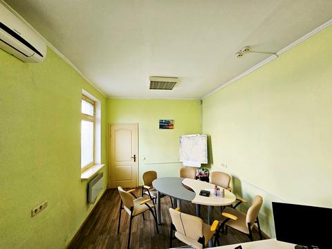 комерційна за адресою Рональда Рейгана вул., 24