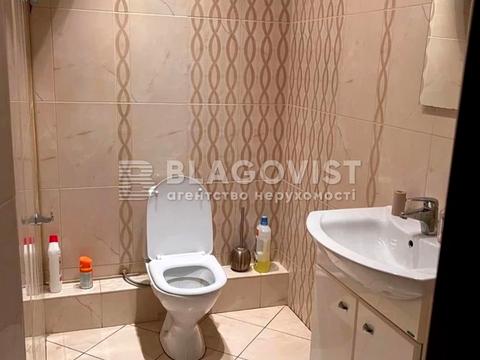 комерційна за адресою Георгія Гонгадзе просп. (Радянської України), 18-Д