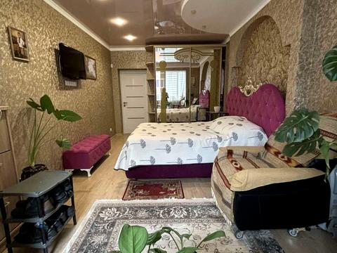 квартира за адресою Зарічанська вул., 11л