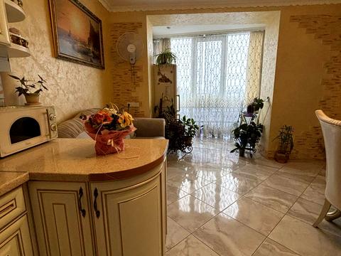 квартира за адресою Зарічанська вул., 11л