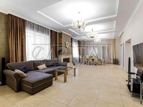 будинок за адресою Приозерна