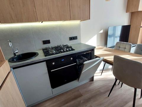 квартира по адресу Степана Бандеры ул., (Будинок 4)