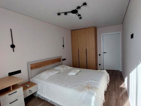 квартира по адресу Степана Бандеры ул., (Будинок 4)