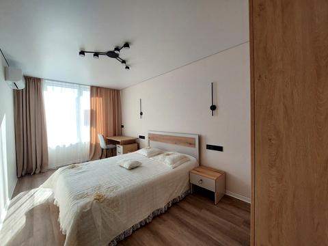 квартира по адресу Степана Бандеры ул., (Будинок 4)