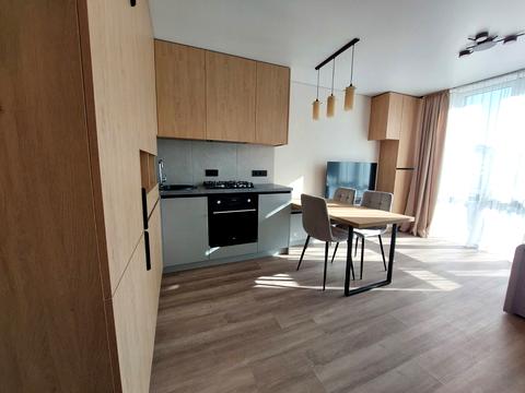 квартира по адресу Степана Бандеры ул., (Будинок 4)