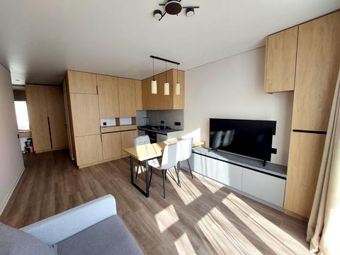 квартира по адресу Степана Бандеры ул., (Будинок 4)