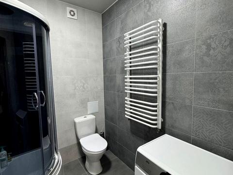 квартира за адресою Олександра Довженка вул., 33