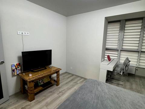 квартира за адресою Олександра Довженка вул., 33