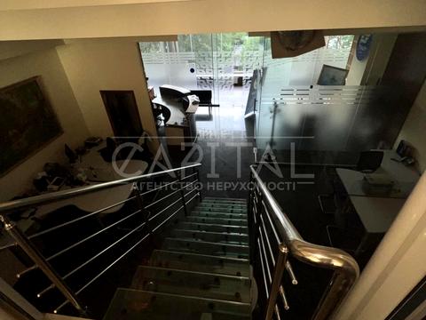 коммерческая по адресу Жилянская ул., 59