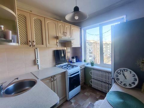 квартира за адресою Тролейбусна вул., 15