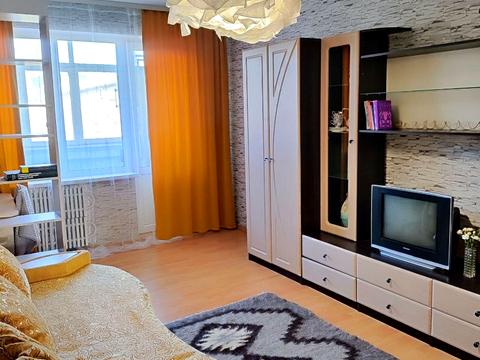 квартира за адресою Тролейбусна вул., 15