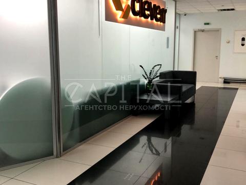 комерційна за адресою Київ, Болсуновська вул. (Сергія Струтинського), 2