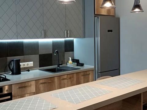 квартира по адресу Светлова ул., 42-А