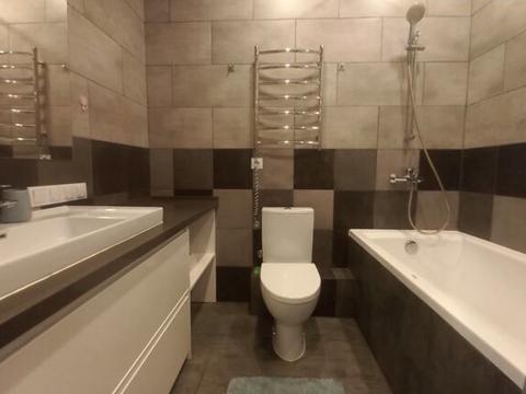 квартира по адресу Светлова ул., 42-А